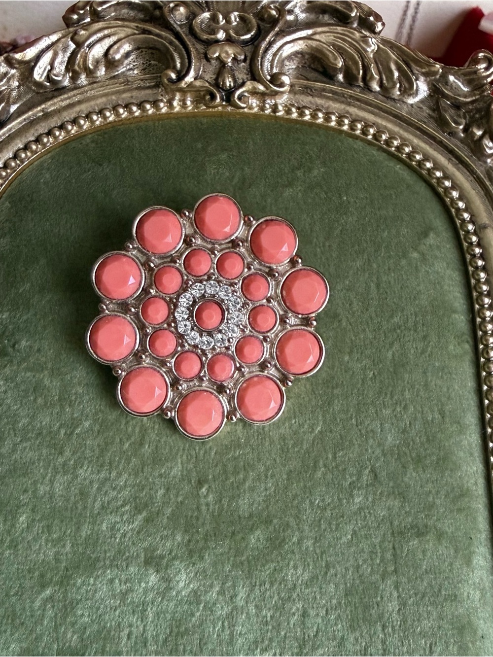 PEACHY KEEN Enhancer Pendant that is also is a Pin/Brooch by PREMIER DESIGNS